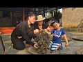 Busy life of a single mother digging horseshoe tubers to sell buy milk for your child