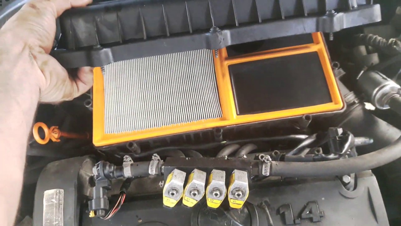 Skoda Octavia 1 4 16v Oil And Filter Replacement reset Service YouTube skoda-octavia-1-4-16v-oil-and-filter-replacement-reset-service-youtube
