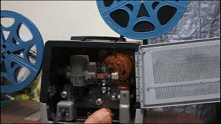 Layar tancep proyektor Jadul tahun 1950an ( Bell & Howell 285 16mm film projector)