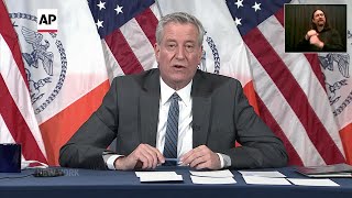 De Blasio asks for probe amid vaccine czar's calls