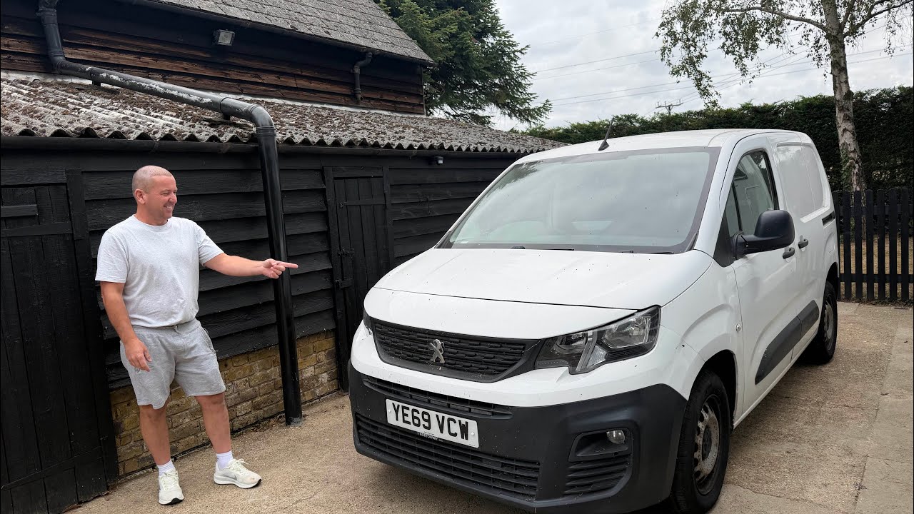 I BOUGHT A £250 PEUGEOT VAN WITH AN UNKNOWN ENGINE FAULT. CAN WE SAVE IT?