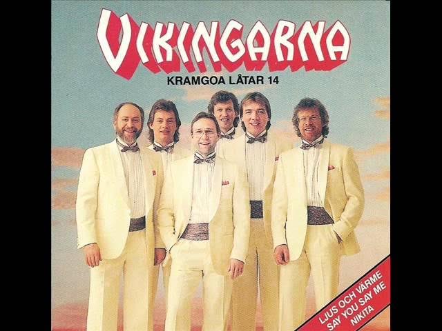 Yirtilgan eshak bilan porno