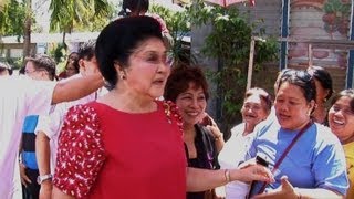 Philippines' Imelda Marcos evokes glory days