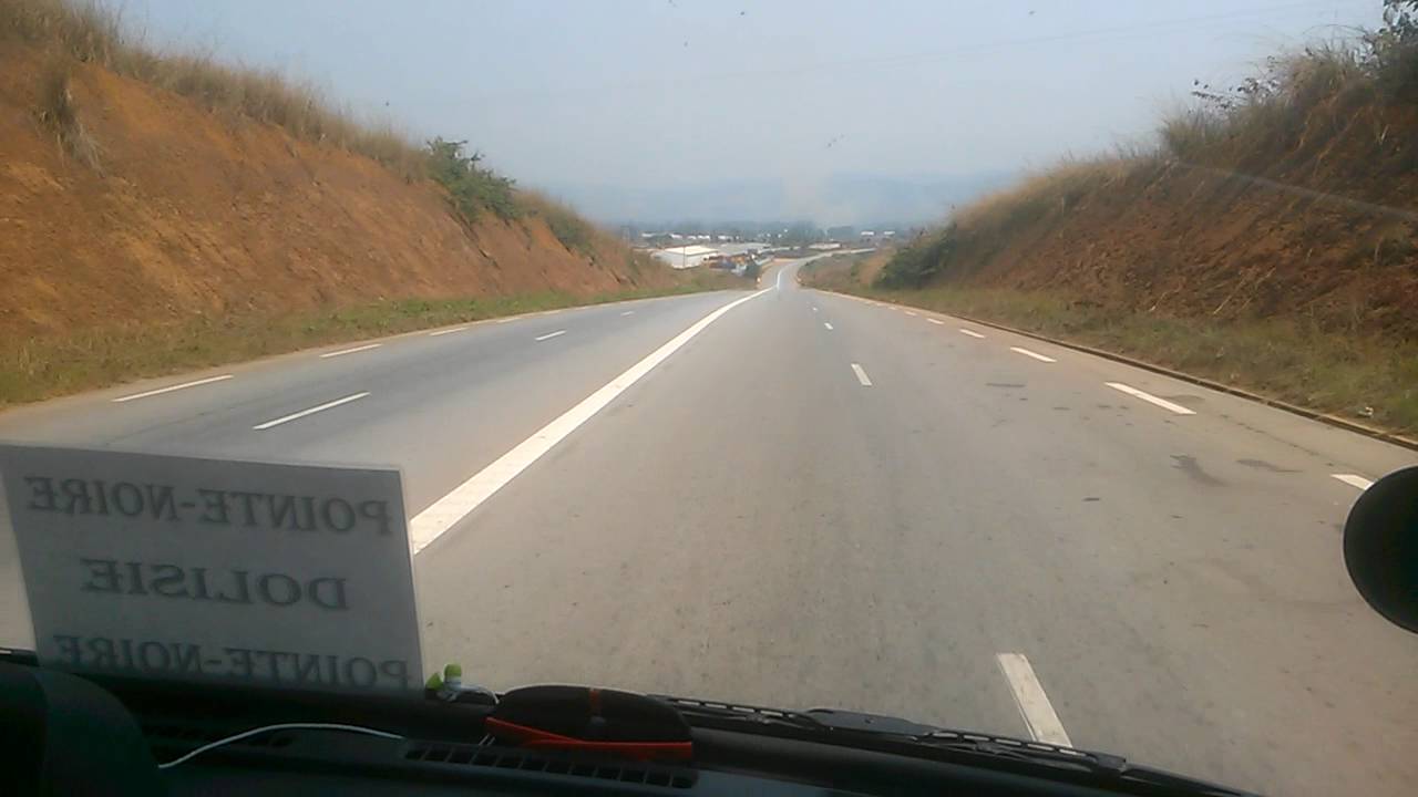 DE LA GARE ROUTIERE DE DOLISIE AU PEAGE DE MOUKONDO - RN1