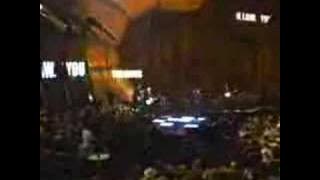 The Hives vs. The Vines