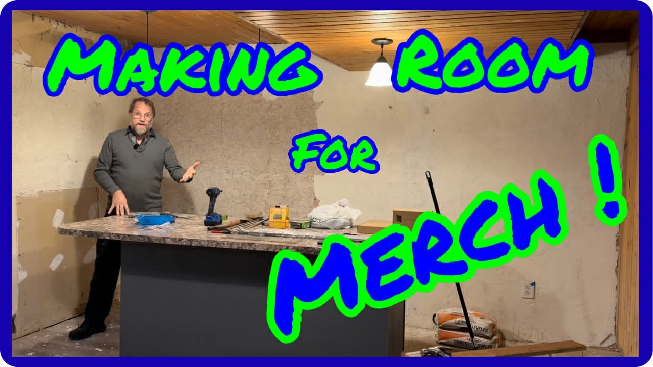 За кулисами UJC: начинаем работу над нашей мерч-студией!