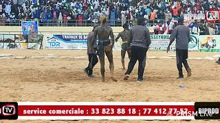 Combat bulldozer 2 vs khayssara vite fait