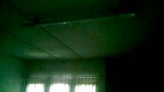 mematikan lampu di siang hari