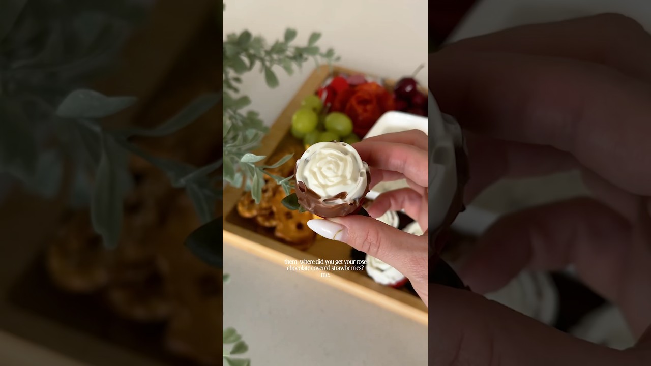 DIY rose chocolate covered strawberries 🍓🍫