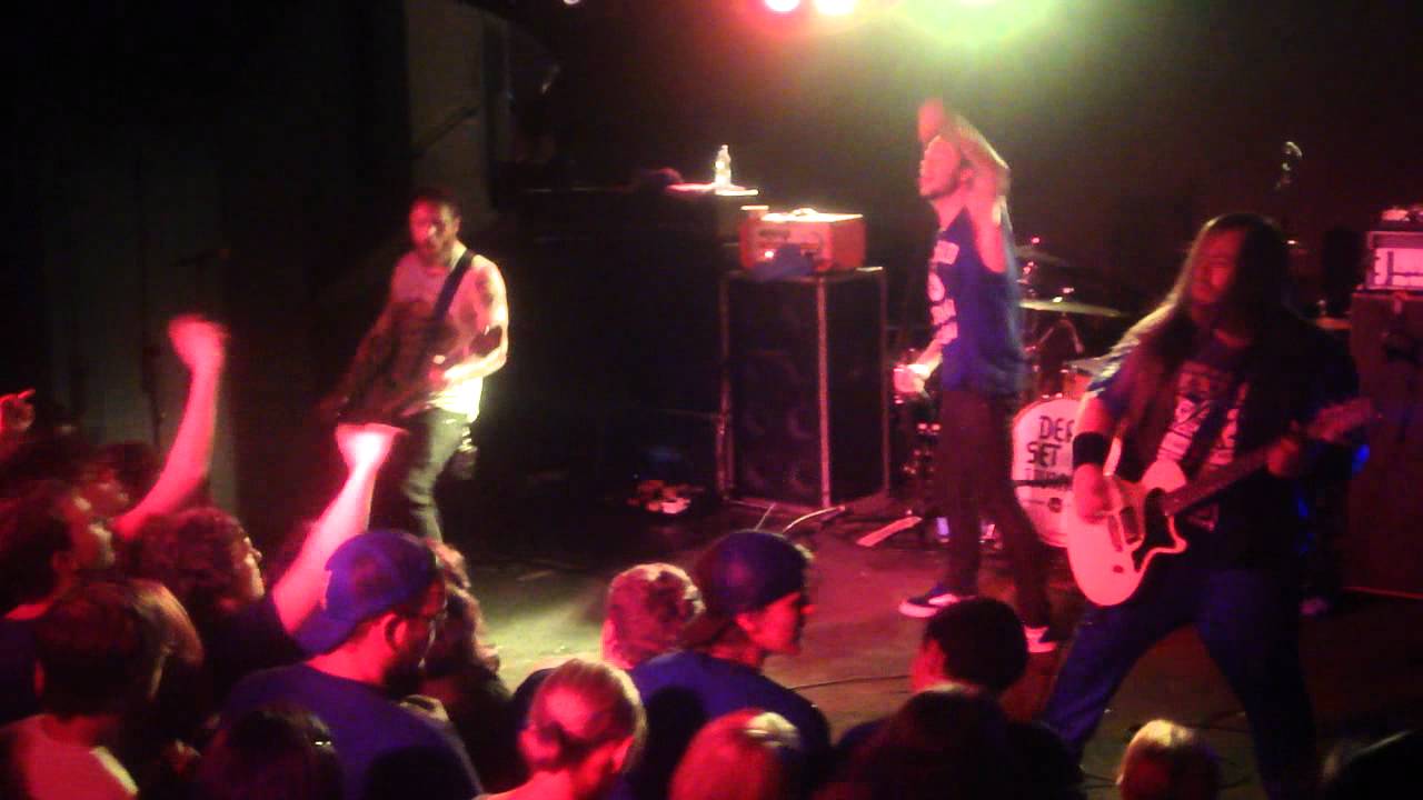 Cancer Bats - Road Sick + Hail Destroyer Live @ Futurum Prague 2012