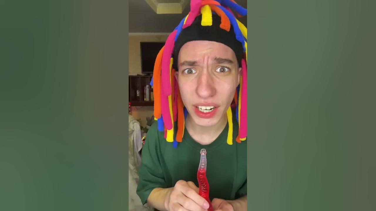 Китайка и Китайские змейки😂😆 - YouTube
