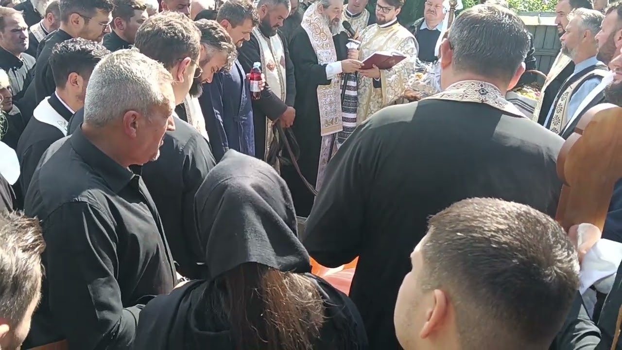 Veșnica pomenire! Părintele Valeriu Secară a fost condus pe ultimul drum