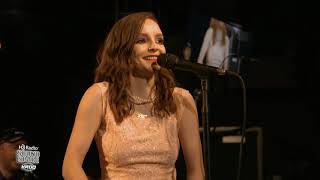 Video voorbeeld van "CHVRCHES live 4 song acoustic performance - full show 2018"