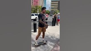 Max Holloway Arrives at UFC 264 Press conference on Skateboard #maxholloway #ufc264