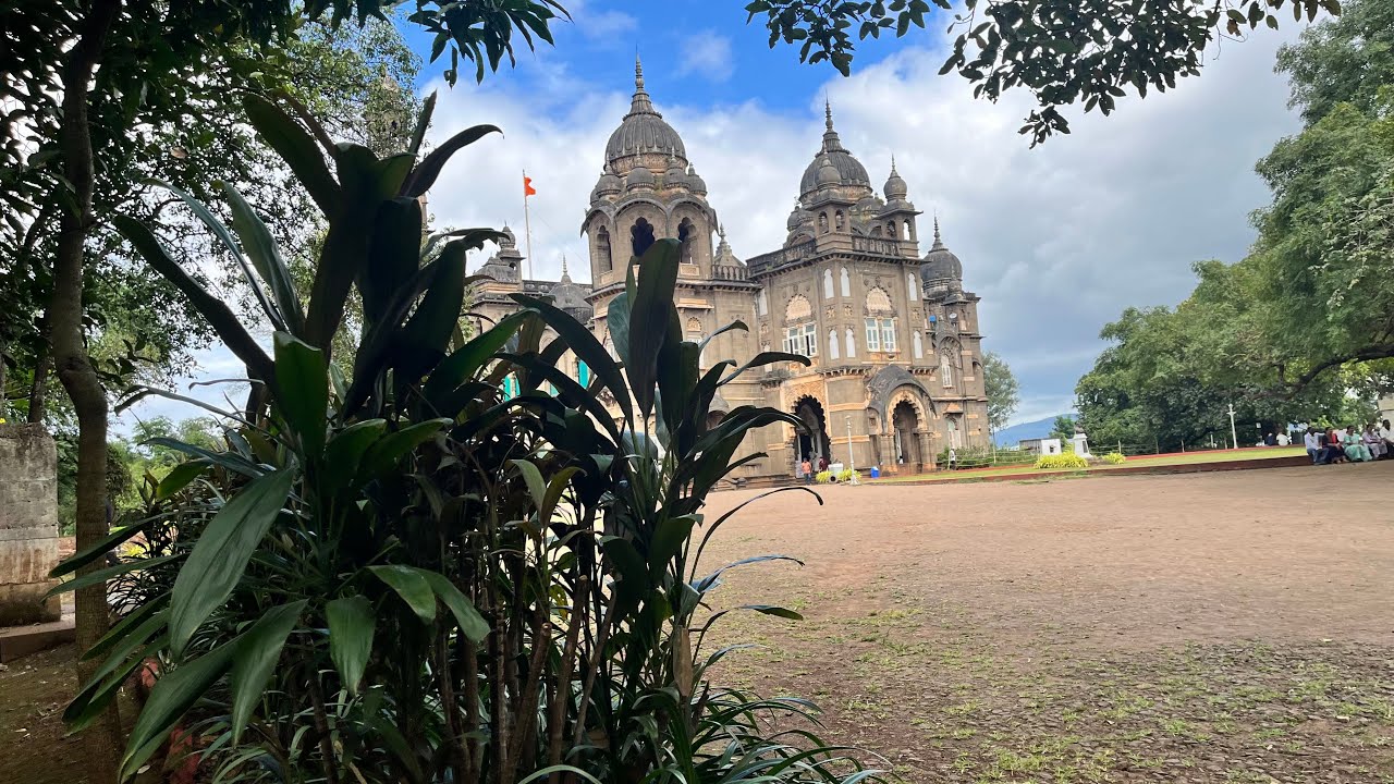Shahu Maharaj Palace Kolhapur | Royal Heritage of Maharashtra 🏰