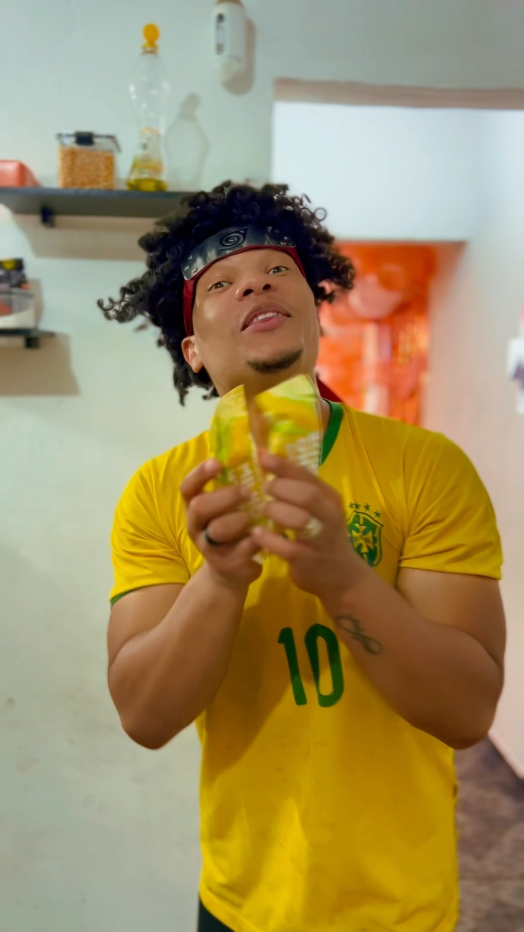 MÃE vs VOVÓ ? LIBERANDO PICOLÉ #shorts