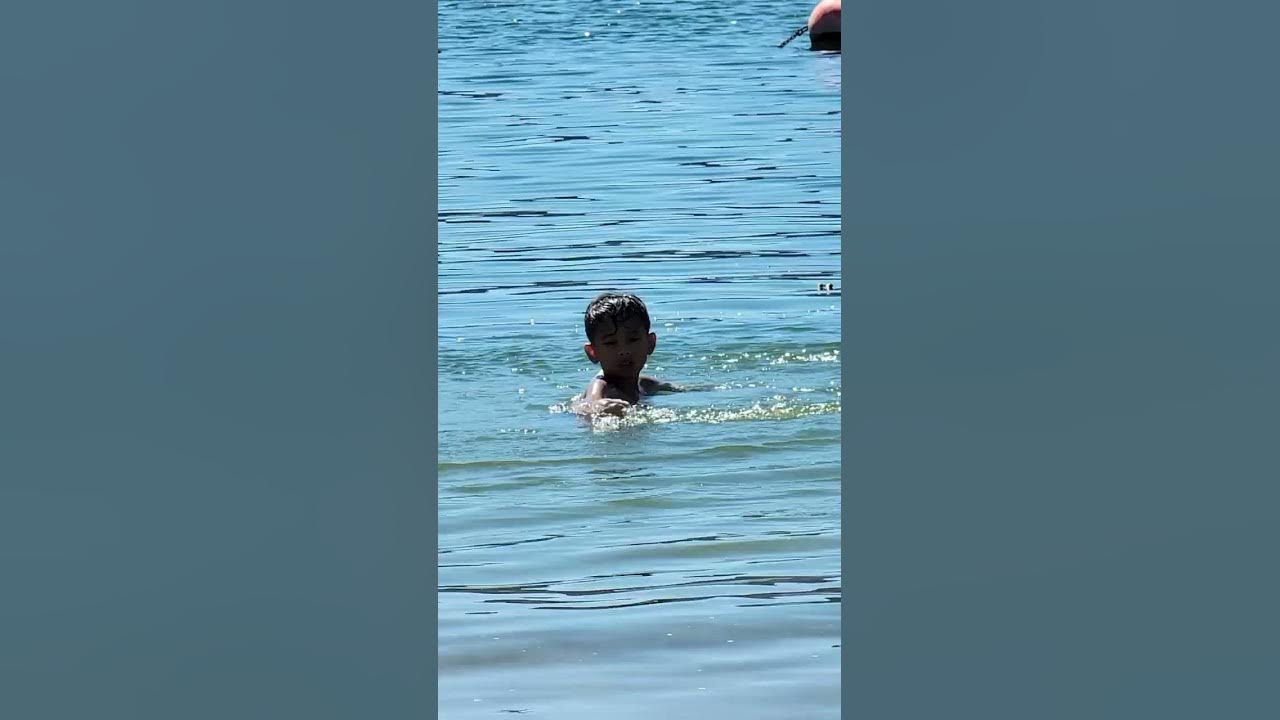 Aden enjoying AZ swim - YouTube