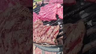 Que se haga la carnita asada 😛