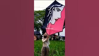 story wa layangan rokaku wanita cantik di festival layang-layang Nusantara Kediri #storywa #layangan