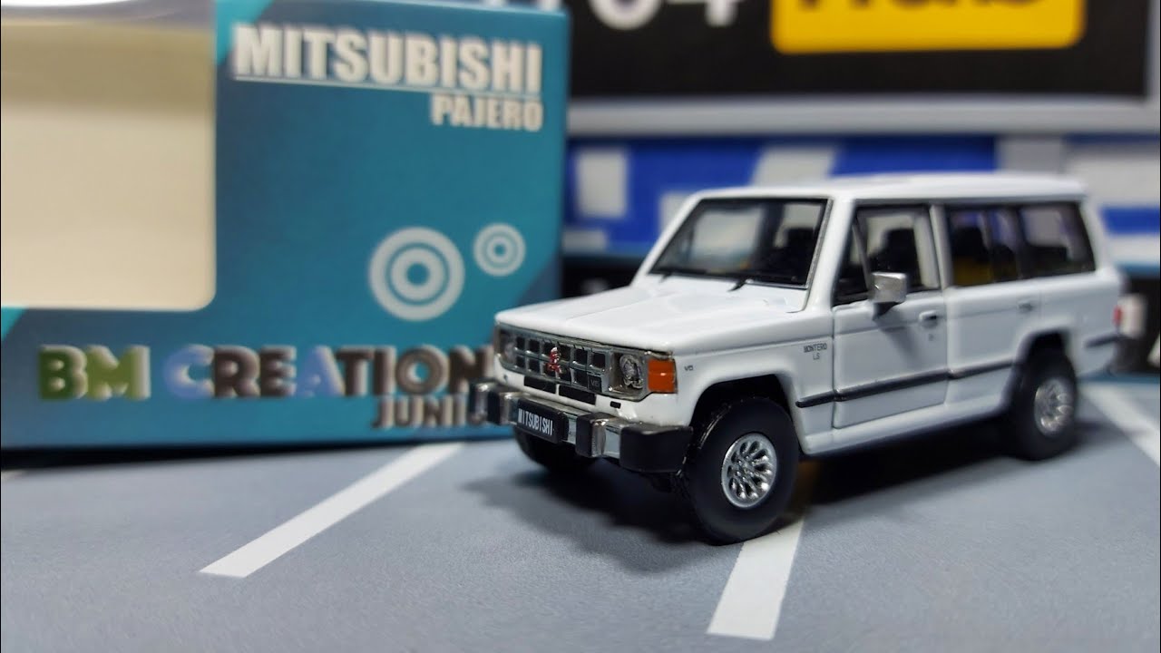 BM Creations Mitsubishi Pajero MKI Con Accessori Extra 1983