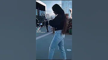 اسمع كلام امك 