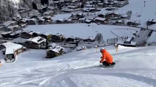 Skigebiet Saalbach Hinterglemm: Piste Zwölferkogel Mitte ins Tal