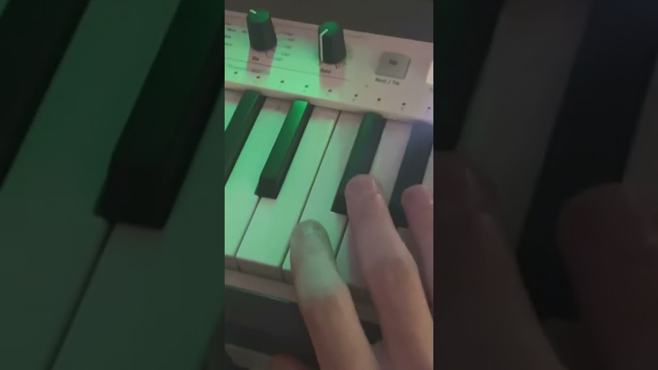 Making a sampled beat on Logic Pro X