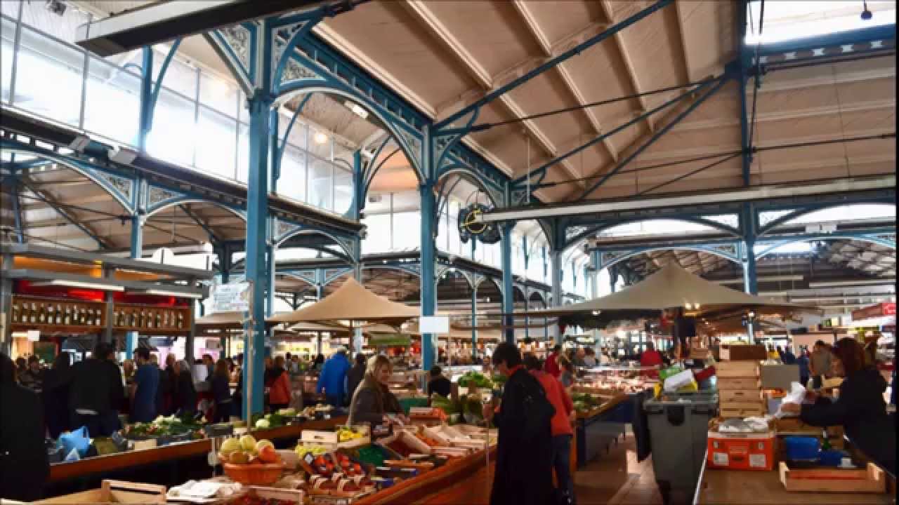 DIJON FRANCE: Central Market / Halles centrales de Dijon / Mercado