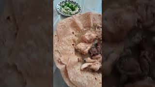 مرقة اللحم دجاج بالخبز الصاج Chicken meat broth with saj bread