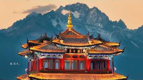 Visiting the Old Town of Lijiang, China