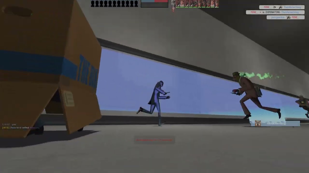 [TF2] Strange Man in Trade Plaza