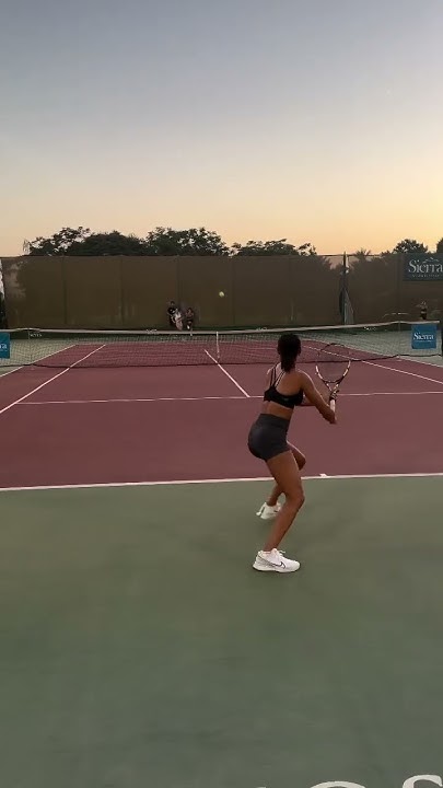 Lola Marandel Practicing | #tennis #tennisgirl #sports - YouTube