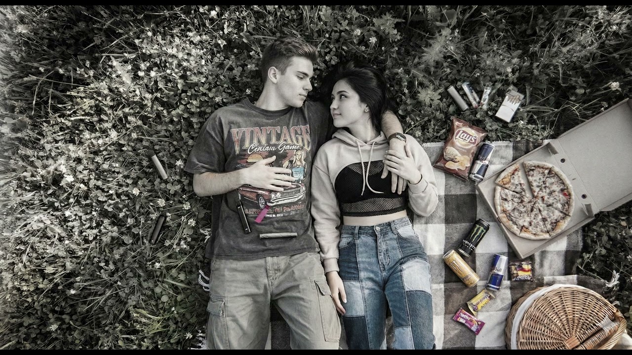 4rano - LÁSKA V TRÁVE (feat.krystuffek)