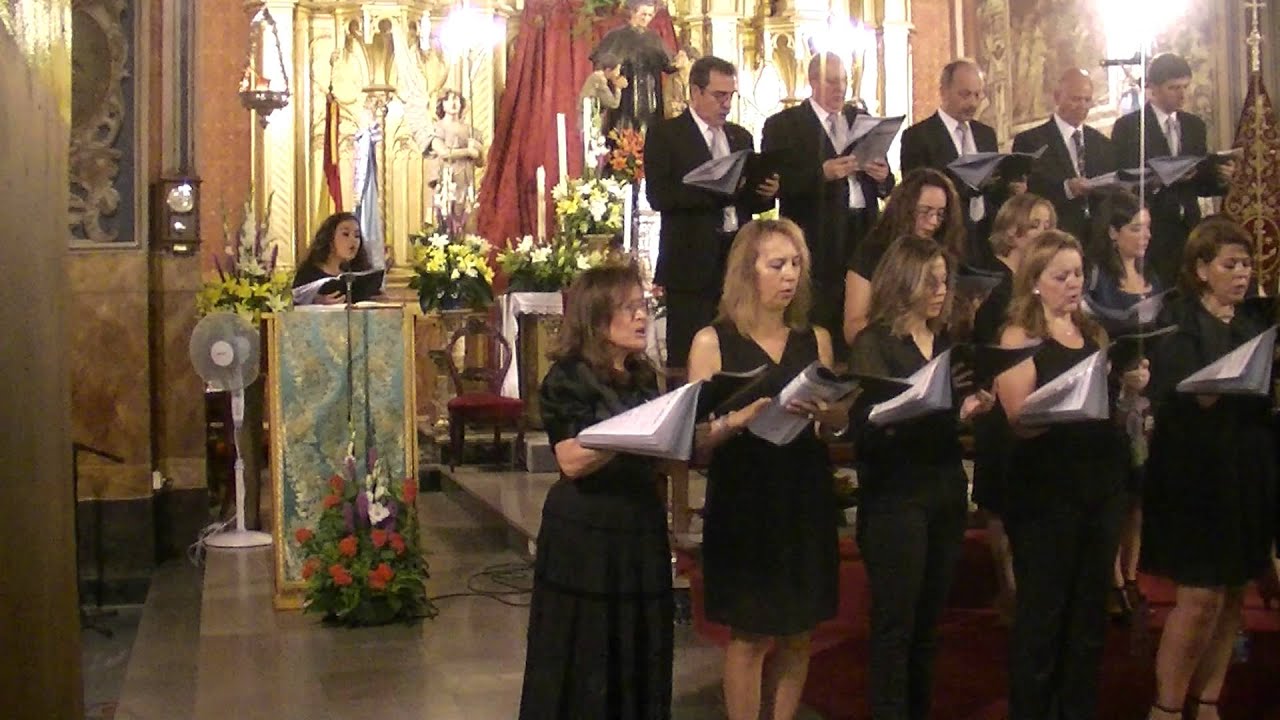 CORO AUXILIUM. MADRE DE AMOR Y CONSUELO  LUIS IRUARRÍZAGA