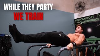 While Miami Parties at Night… We Train - Calisthenics Workout