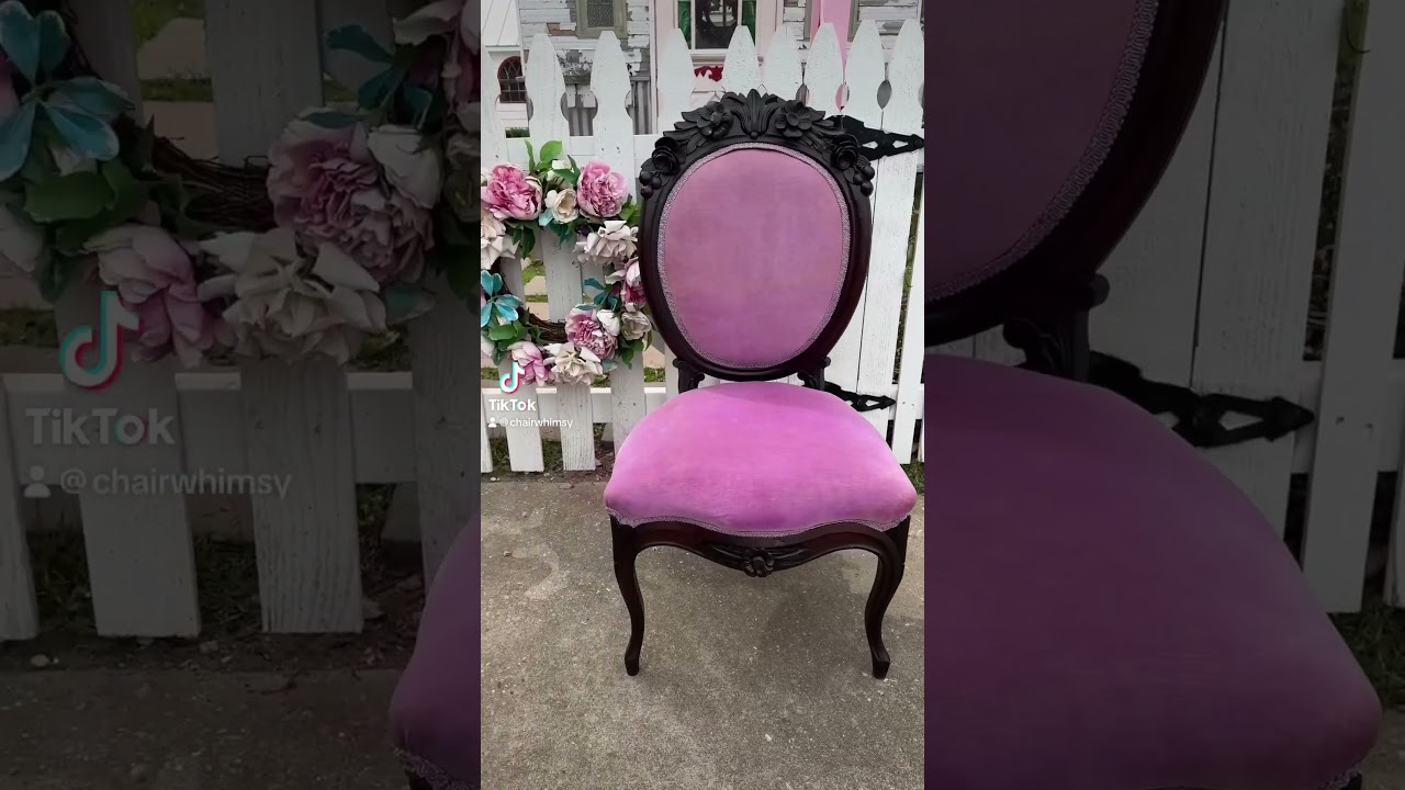 Finding Chairs on Marketplace 