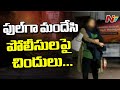 Woman caught in drunk and drive test argues with traffic cops