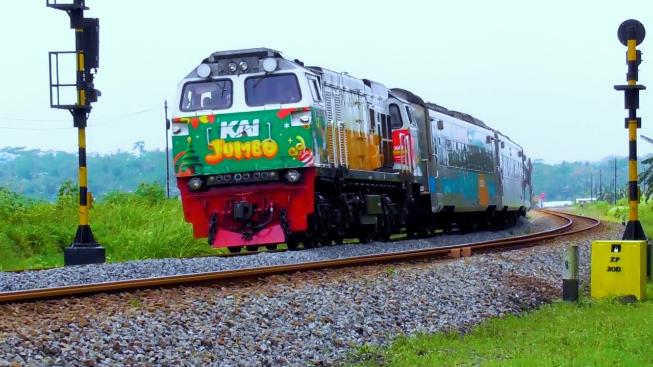 TOP‼️20 KERETA API PANJANG CUKUP NGEBUT DI STASIUN INI KELUAR MASUK TEROWONGAN