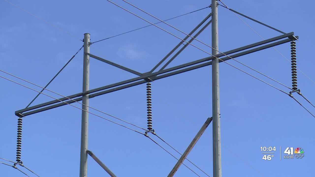 Liberty's 1st data center proposal raises residents' concerns about utilities, costs