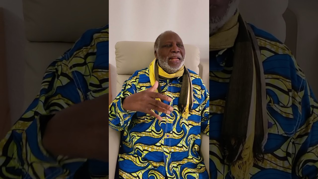 Théophile OBENGA - Être Africain: Eveil de la conscience africaine