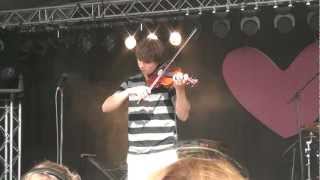 Alexander Rybak, Bergrosa, Sommerfesten på Giske, 30.7.2011