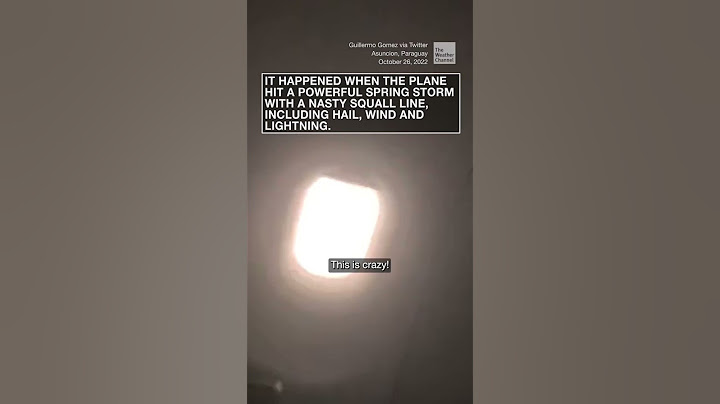 Extreme airplane turbulence caught on camera