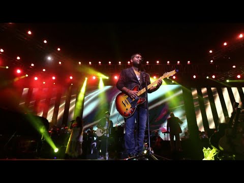 arijit-singh-performance-at-filmfare