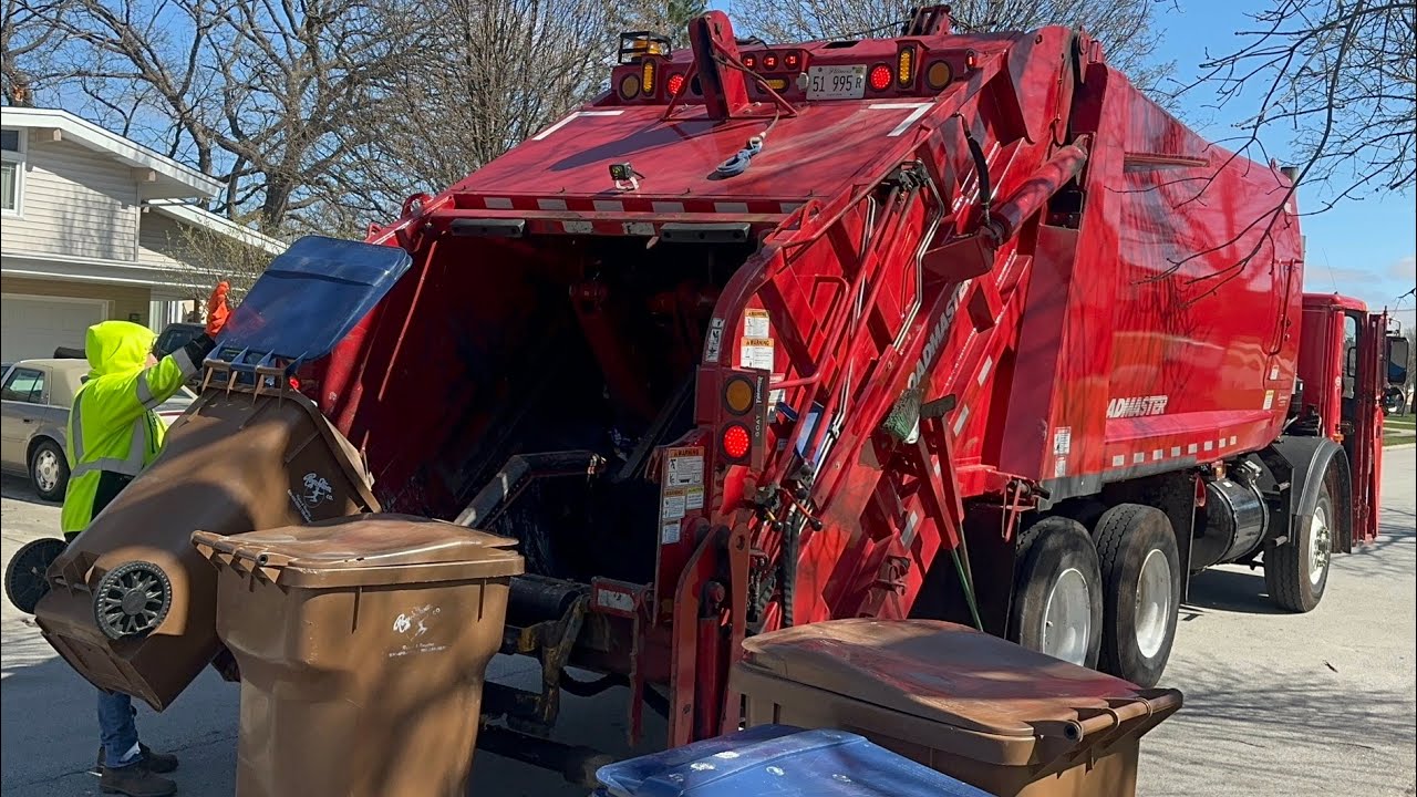 LRS Mack LE Split Loadmaster Rear Loader Garbage Truck Packing Trash ...