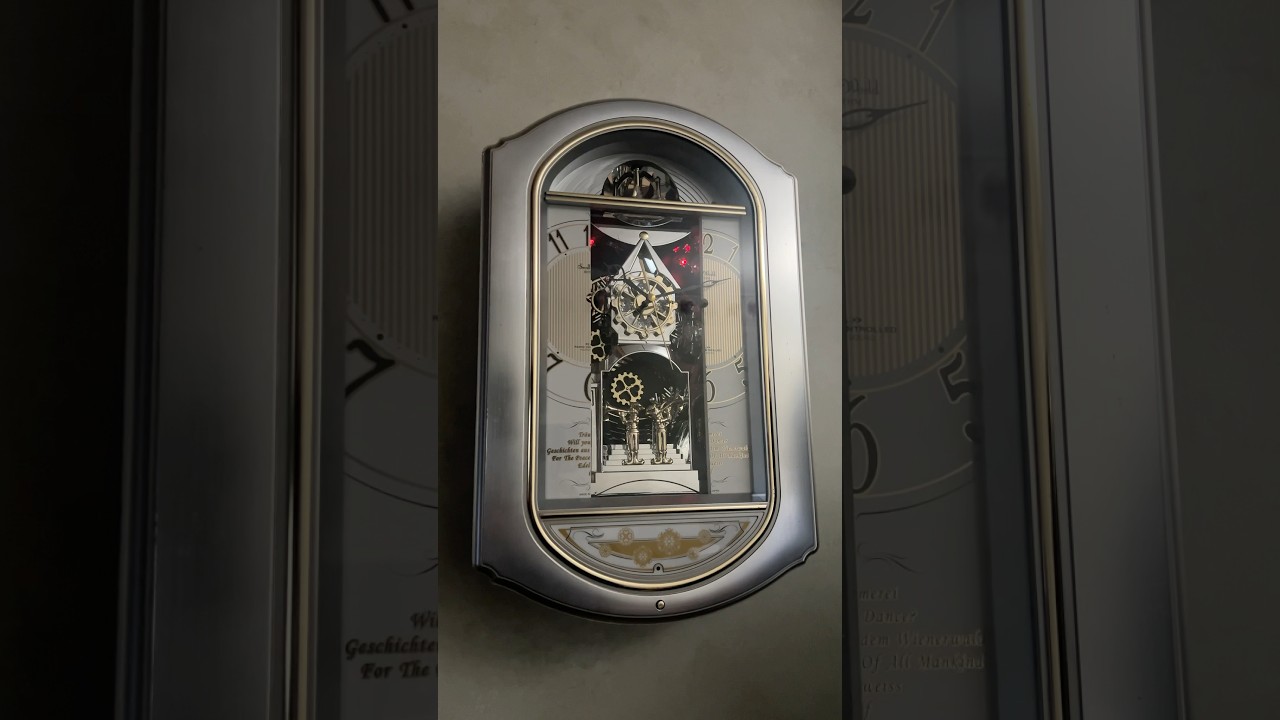Will You Dance?” | RHYTHM “Small World Tiara” Karakuri Clock