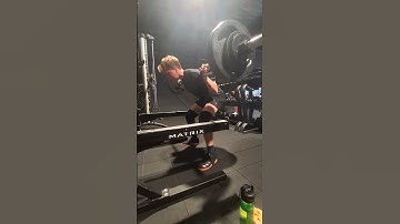 Pivot week : Pause squat 4x135kg RPE 7,5 set 3/3