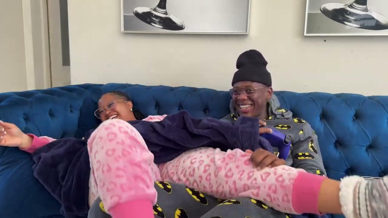 Playing FIFA W/ My Girlfriend and I LOST 5 -1