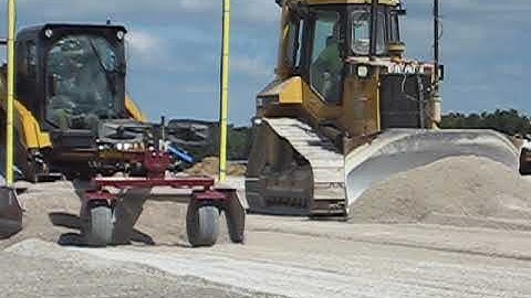 SharpGrade HD 2.2 laser grader  on at 299D MI USA