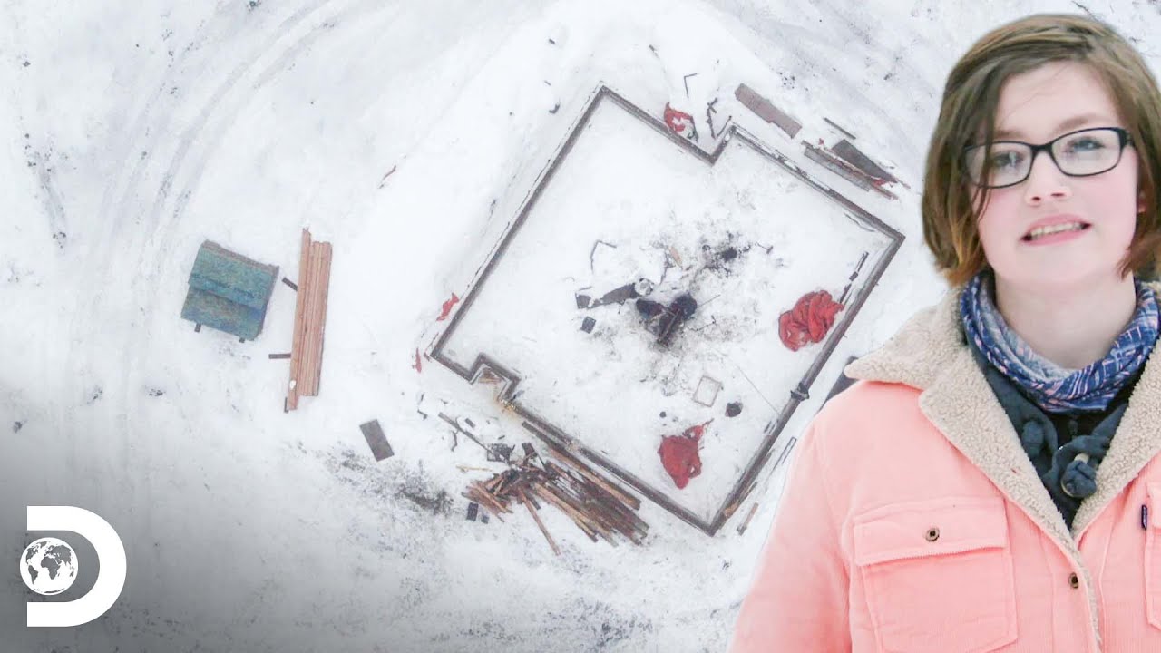 Família começa a construir uma casa sob neve e granizo | A Grande Família do Alasca