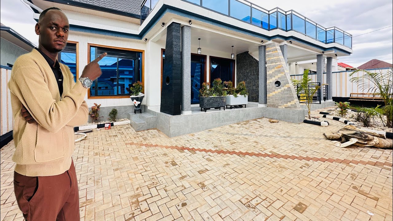 MBEGA #INZU NZIZA NSHYASHYA IRIMO KUGURISHWA IRAHANTU HEZA KDI IRI KUGICIRO CYIZA CYANE KANDAHO UREB